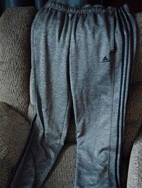 Adidas | Sweatpants| Large